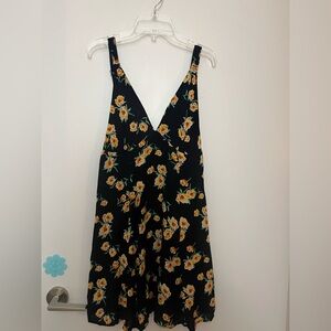 Urban Outfitters Floral Black Sleeveless Dress (Size: M)